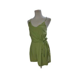 One Clothing Green Romper. Size Small. Fun To Wear.